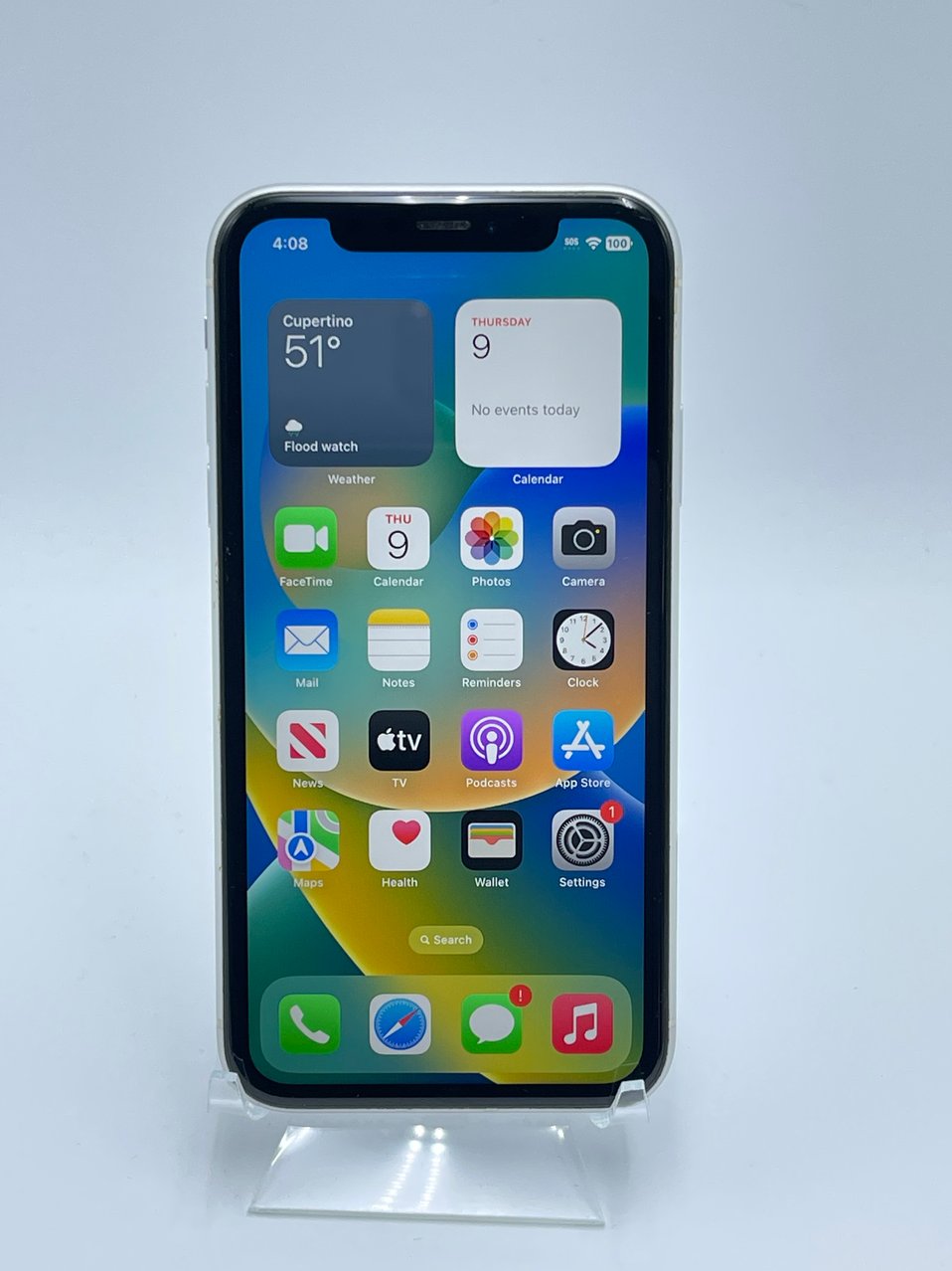 Apple iPhone XR (NT312LL/A) White - 64GB - LTE Unlocked